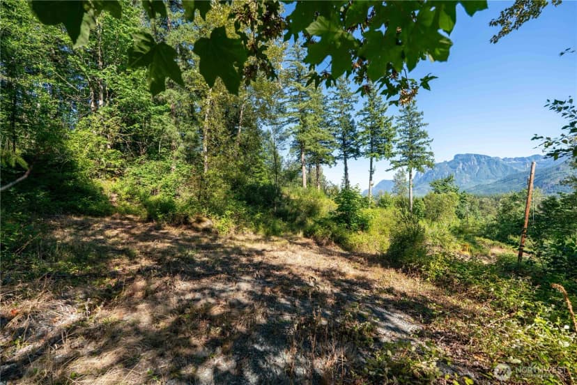 Property photo for 14405 399th Avenue Se, Gold Bar photo 3