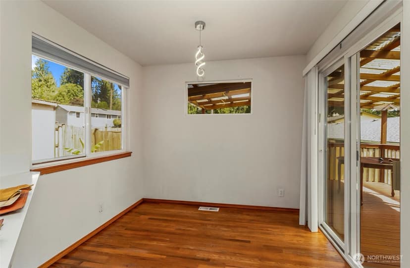 Property photo for 25 166th Place Se, Mill Creek photo 17
