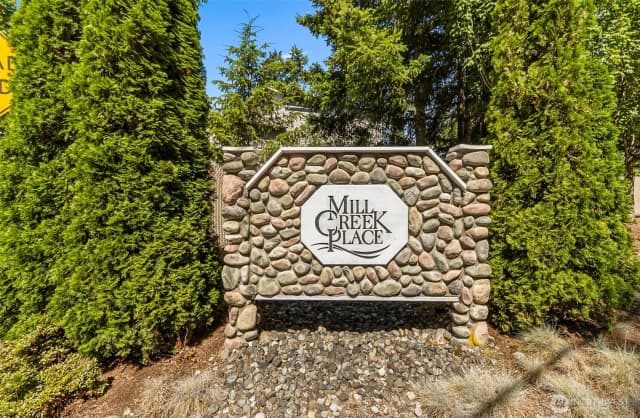 Property photo for 25 166th Place Se, Mill Creek photo 2