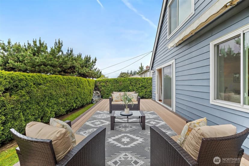 Property photo for 10602 Ne 60th Street, Kirkland photo 10