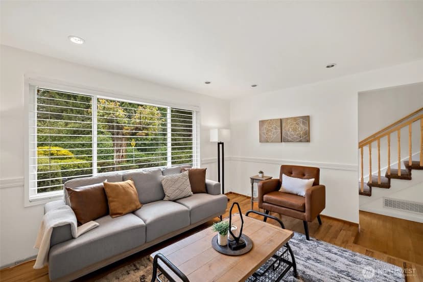 Property photo for 10602 Ne 60th Street, Kirkland photo 13