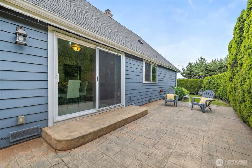 Property photo for 10602 Ne 60th Street, Kirkland photo 31