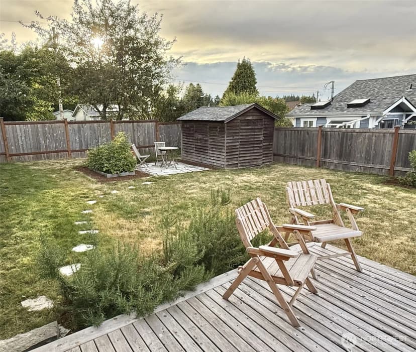 Property photo for 220 Sixth Street, Langley photo 21