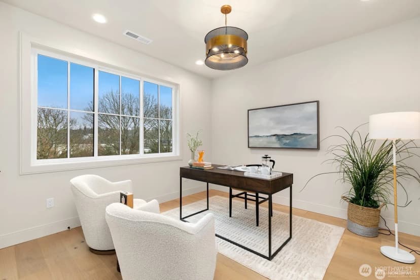 Property photo for 3032 Ne Blakeley Street, Seattle photo 11