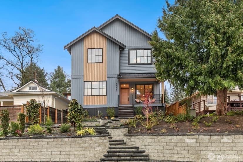 Property photo for 3032 Ne Blakeley Street, Seattle