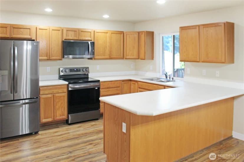 Property photo for 18310 Blue Hills Drive Se, Yelm photo 7
