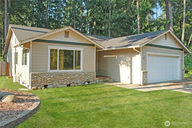 Property photo for 18310 Blue Hills Drive Se, Yelm photo 3
