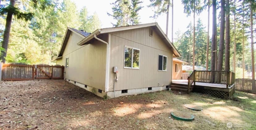Property photo for 18310 Blue Hills Drive Se, Yelm photo 24