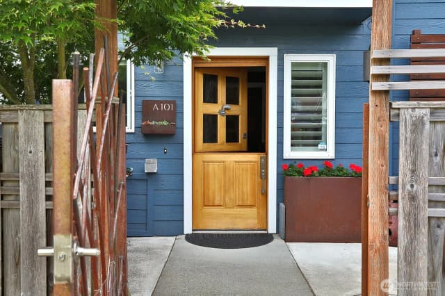 Property photo for 130 5th Street #a101, Langley