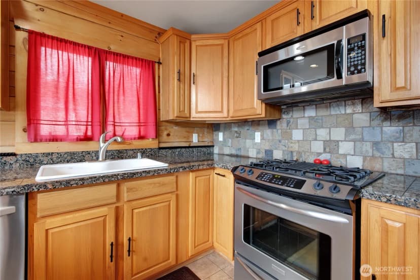 Property photo for 39716 24th Avenue Ct S, Roy photo 9