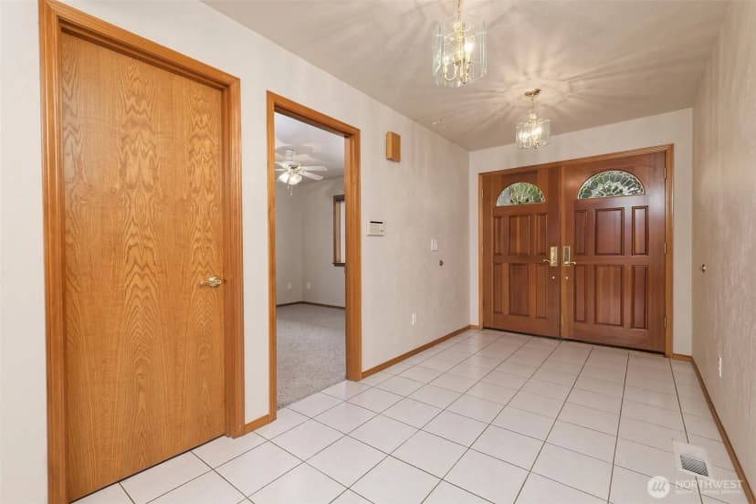 Property photo for 220 Se Sells Drive, Shelton photo 7