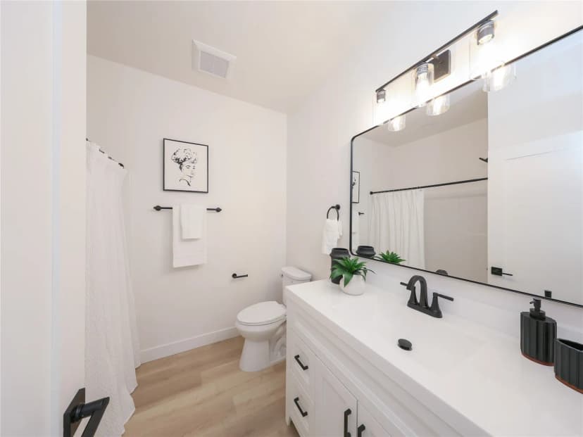 Property photo for 3333 Nassau Street #b, Everett photo 24