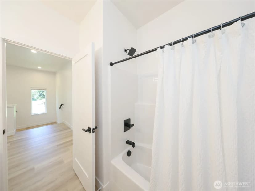 Property photo for 3333 Nassau Street #b, Everett photo 26