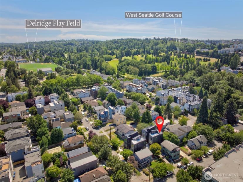 Property photo for 4105 25th Avenue Sw, Seattle photo 19