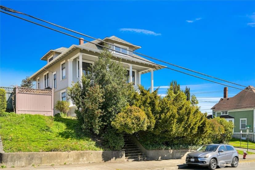 Property photo for 1200 W Holly Street, Bellingham photo 33
