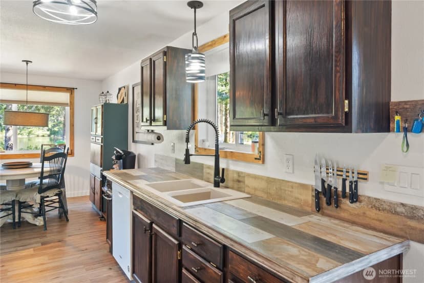 Property photo for 1101 E Ballantrae Drive, Shelton photo 8
