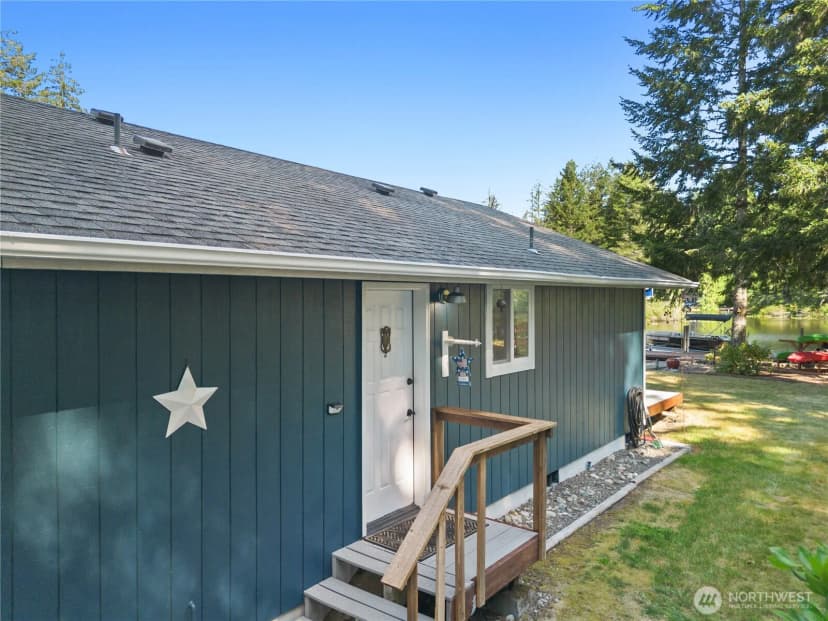 Property photo for 1101 E Ballantrae Drive, Shelton photo 31