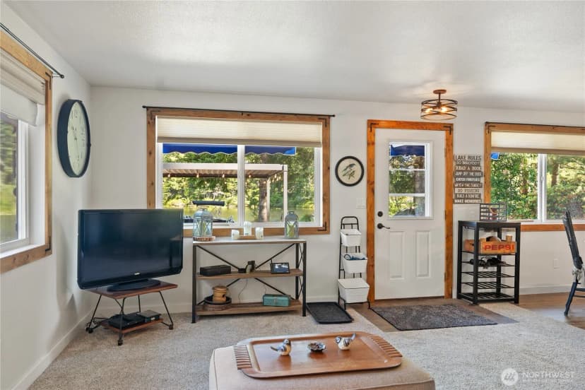 Property photo for 1101 E Ballantrae Drive, Shelton photo 11