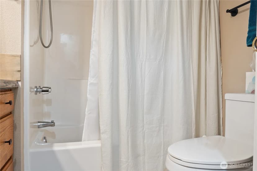 Property photo for 1101 E Ballantrae Drive, Shelton photo 22