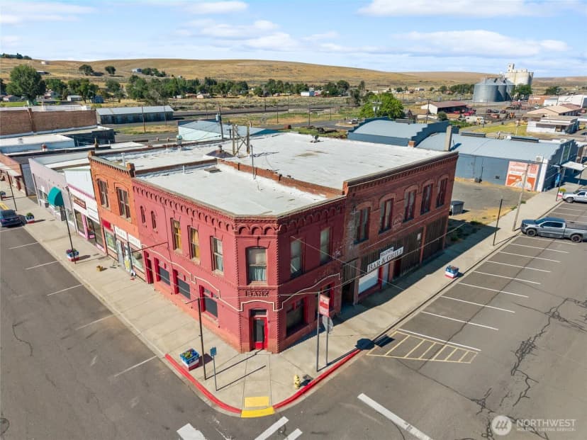 Property photo for 101 W 2nd Street, Lind photo 7