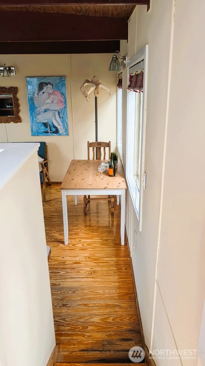 Property photo for 2401 N Northlake Way #e9, Seattle photo 8