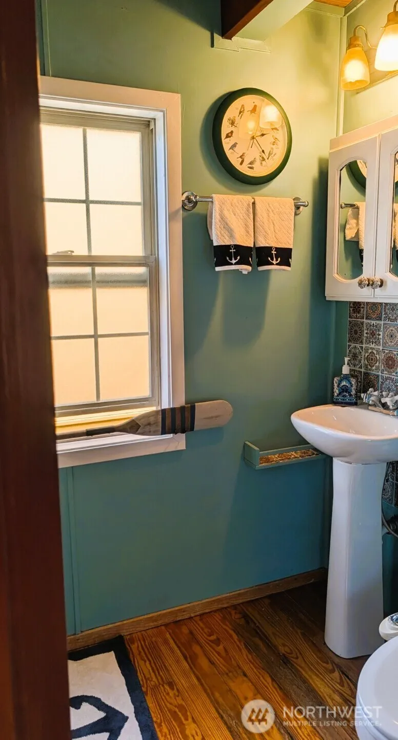 Property photo for 2401 N Northlake Way #e9, Seattle photo 18