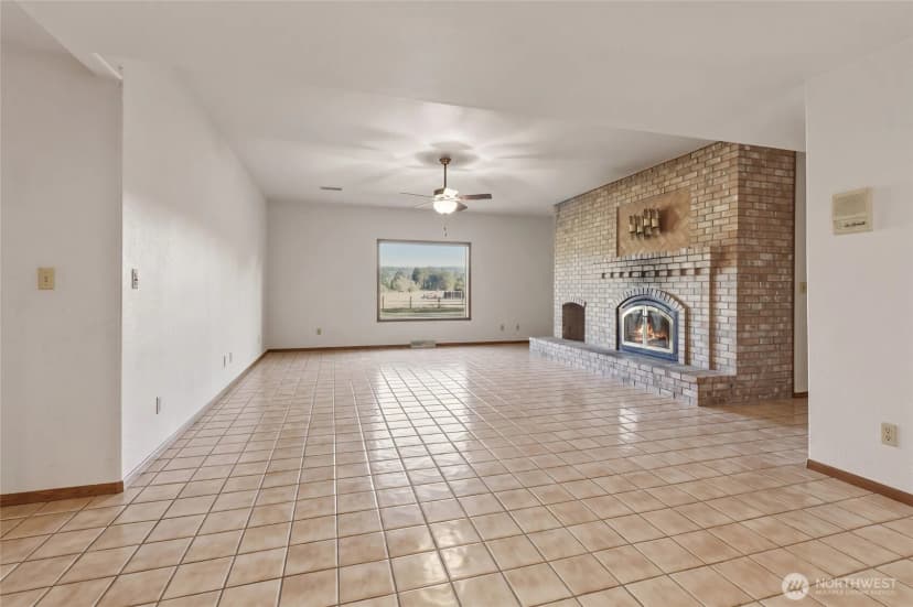 Property photo for 32 Thompson Lane, Elma photo 22