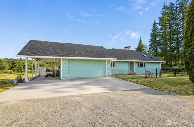 Property photo for 32 Thompson Lane, Elma photo 3