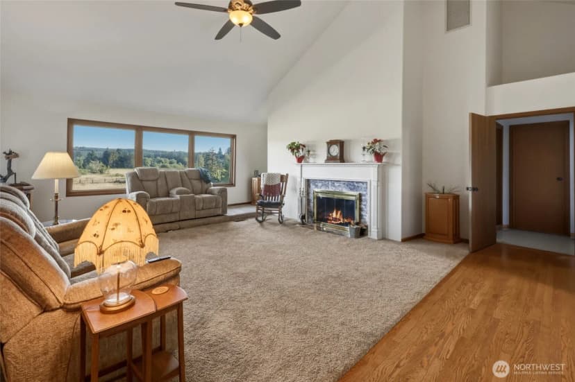 Property photo for 32 Thompson Lane, Elma photo 7