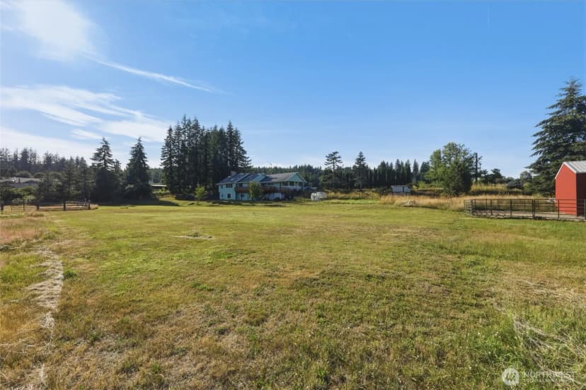 Property photo for 32 Thompson Lane, Elma photo 30
