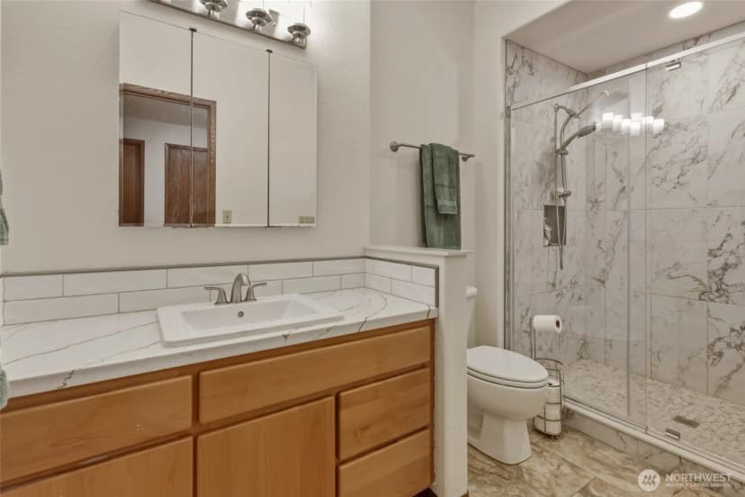 Property photo for 32 Thompson Lane, Elma photo 20