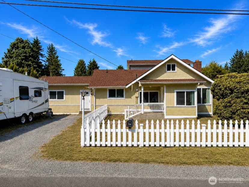 Property photo for 38200 Se 85th, Snoqualmie photo 3