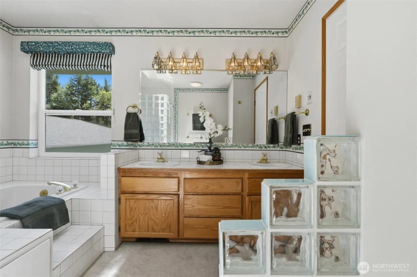 Property photo for 2426 Se Celebrity Court, Port Orchard photo 19