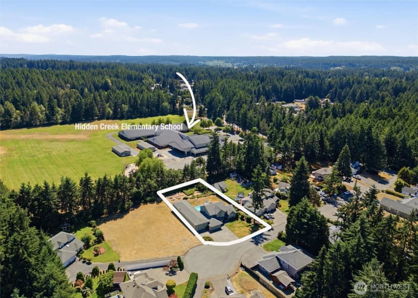 Property photo for 2426 Se Celebrity Court, Port Orchard photo 36