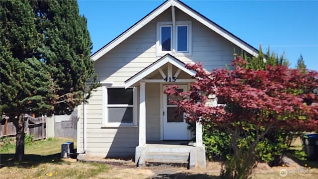 Property photo for 415 E Lopez Ave, Port Angeles
