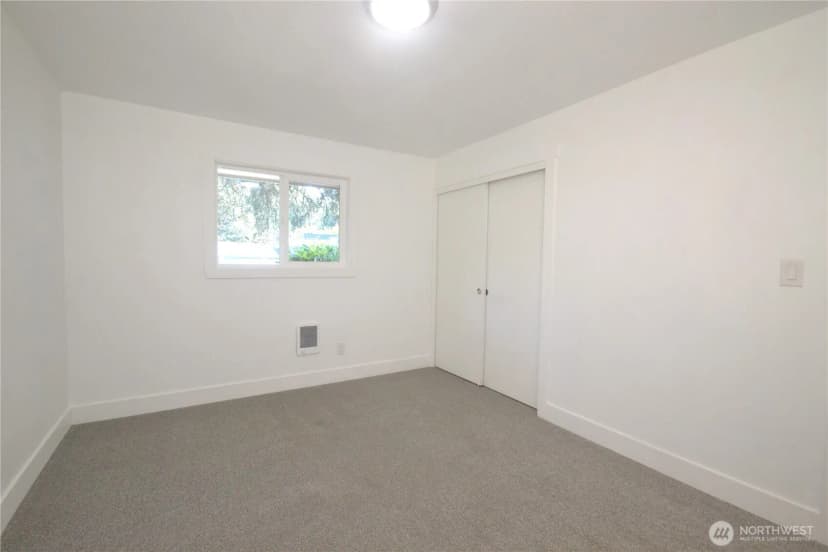 Property photo for 1936 Ne Clemens Street, Bremerton photo 27
