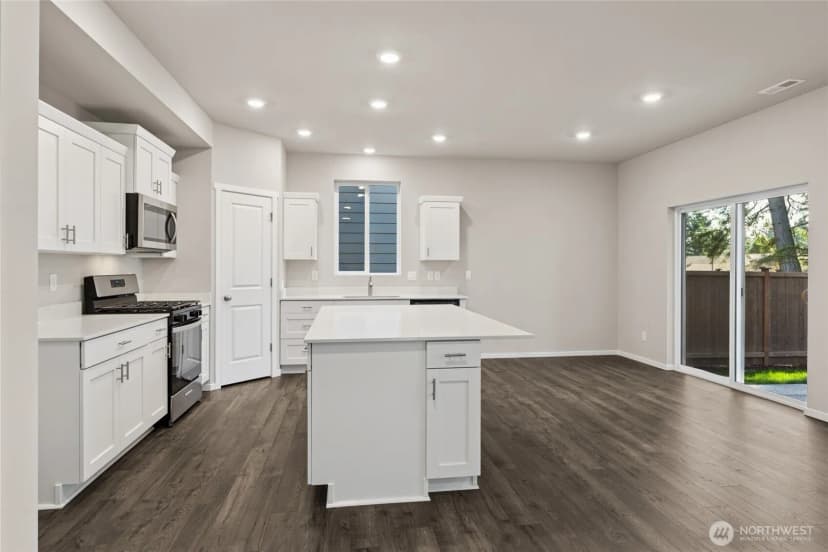 Property photo for 1600 Fiona Street Ne #60, Lacey photo 13