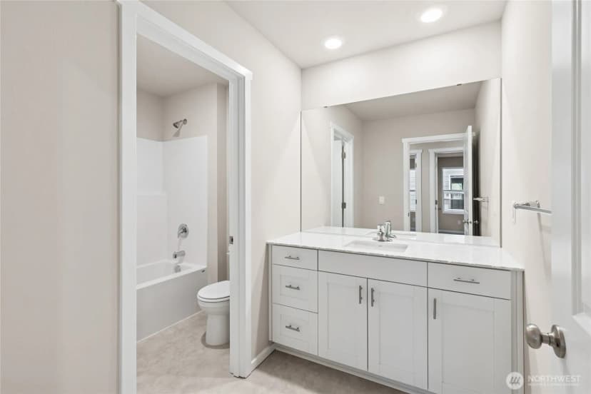 Property photo for 1600 Fiona Street Ne #60, Lacey photo 24
