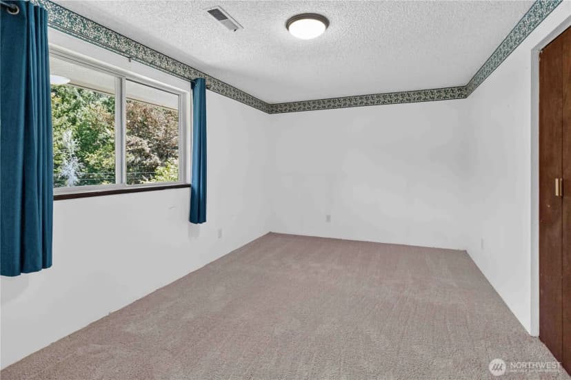 Property photo for 1790 Little Hanaford Road, Centralia photo 20