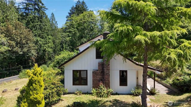Property photo for 1790 Little Hanaford Road, Centralia photo 3