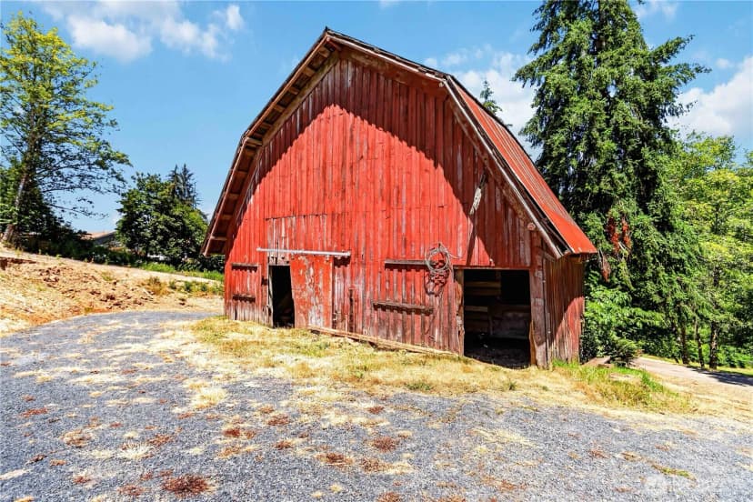 Property photo for 1790 Little Hanaford Road, Centralia photo 28