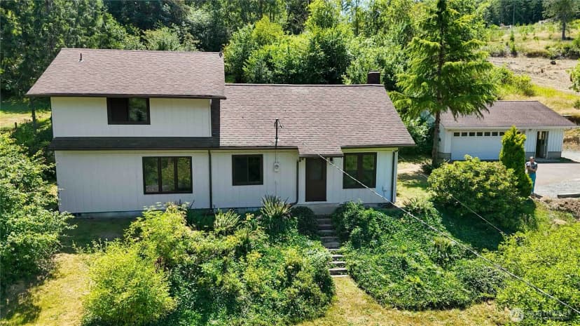 Property photo for 1790 Little Hanaford Road, Centralia