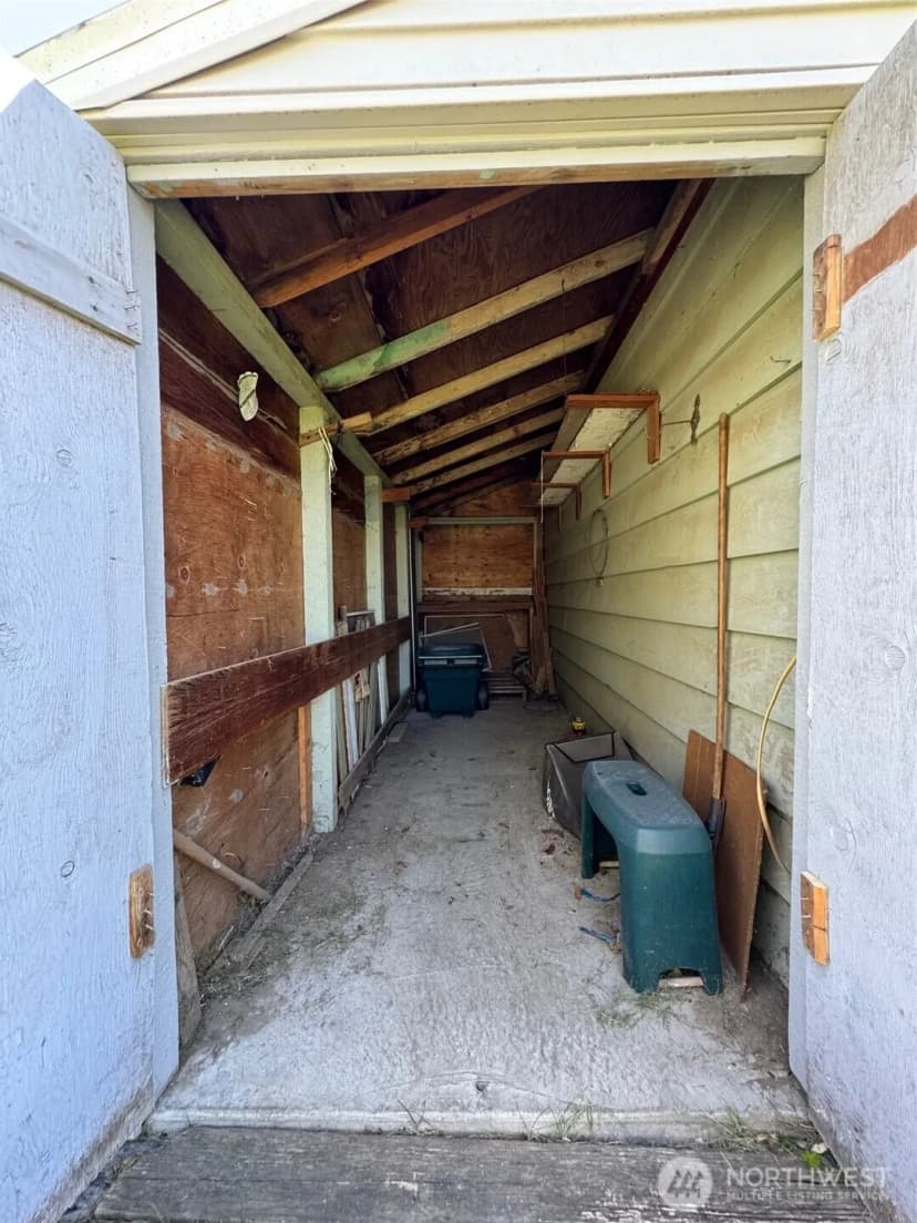 Property photo for 438 S Burke Road, Connell photo 34