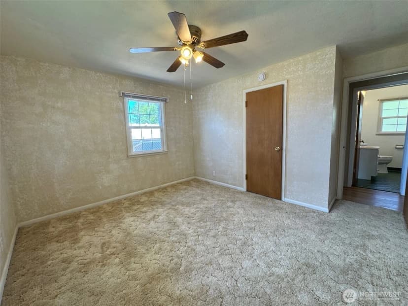 Property photo for 438 S Burke Road, Connell photo 19