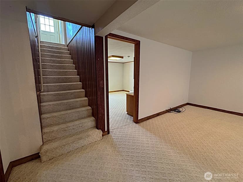 Property photo for 438 S Burke Road, Connell photo 20
