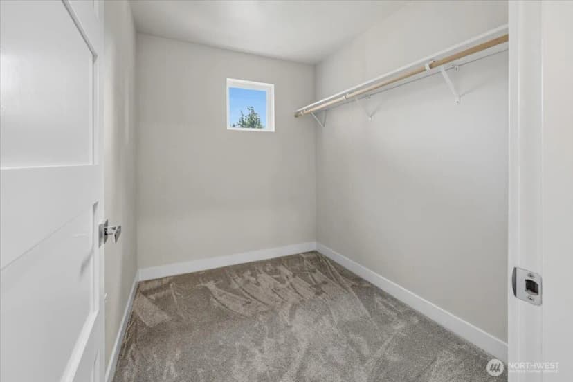 Property photo for 9614 48th Drive Ne, Marysville photo 22