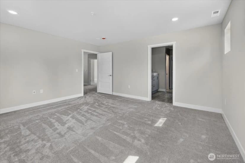 Property photo for 9614 48th Drive Ne, Marysville photo 27