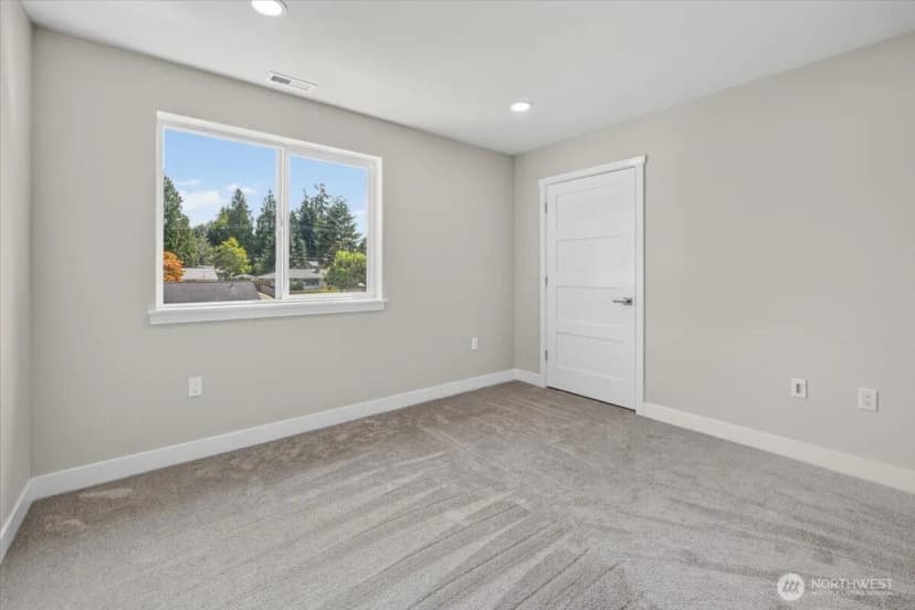 Property photo for 9614 48th Drive Ne, Marysville photo 25