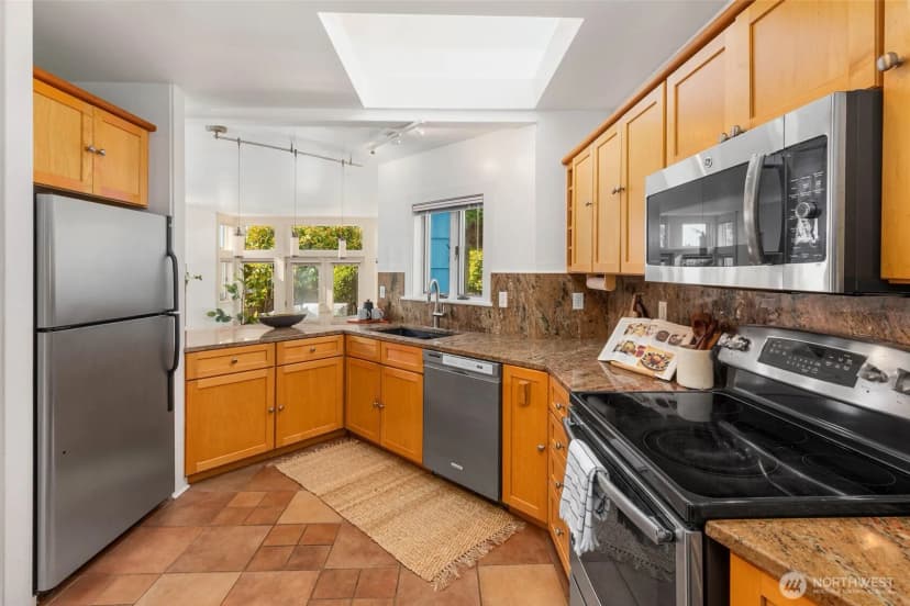 Property photo for 2342 Nw 98th Street, Seattle photo 15