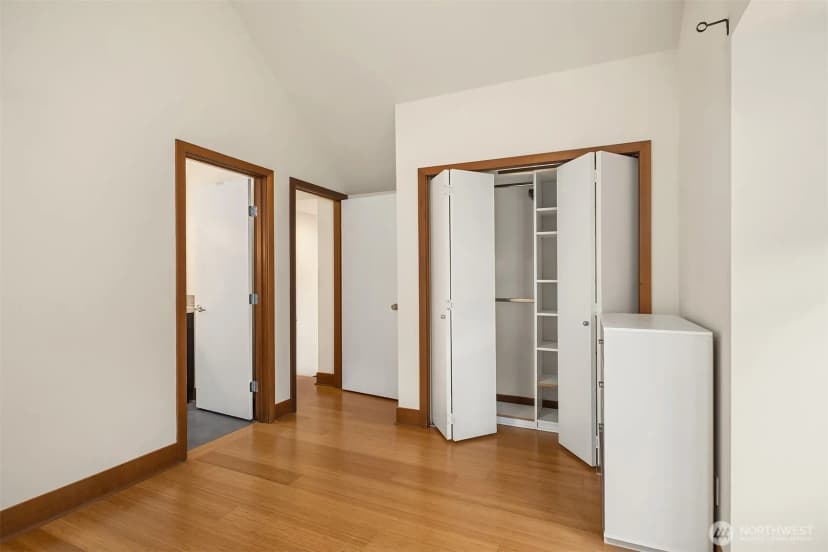 Property photo for 3635 Greenwood Avenue N #b, Seattle photo 17